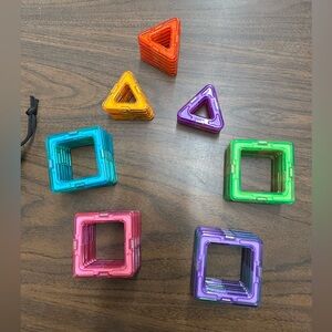 Preowned Colorful Magnetic Building Blocks Set - 24 Squares & 16 Triangles